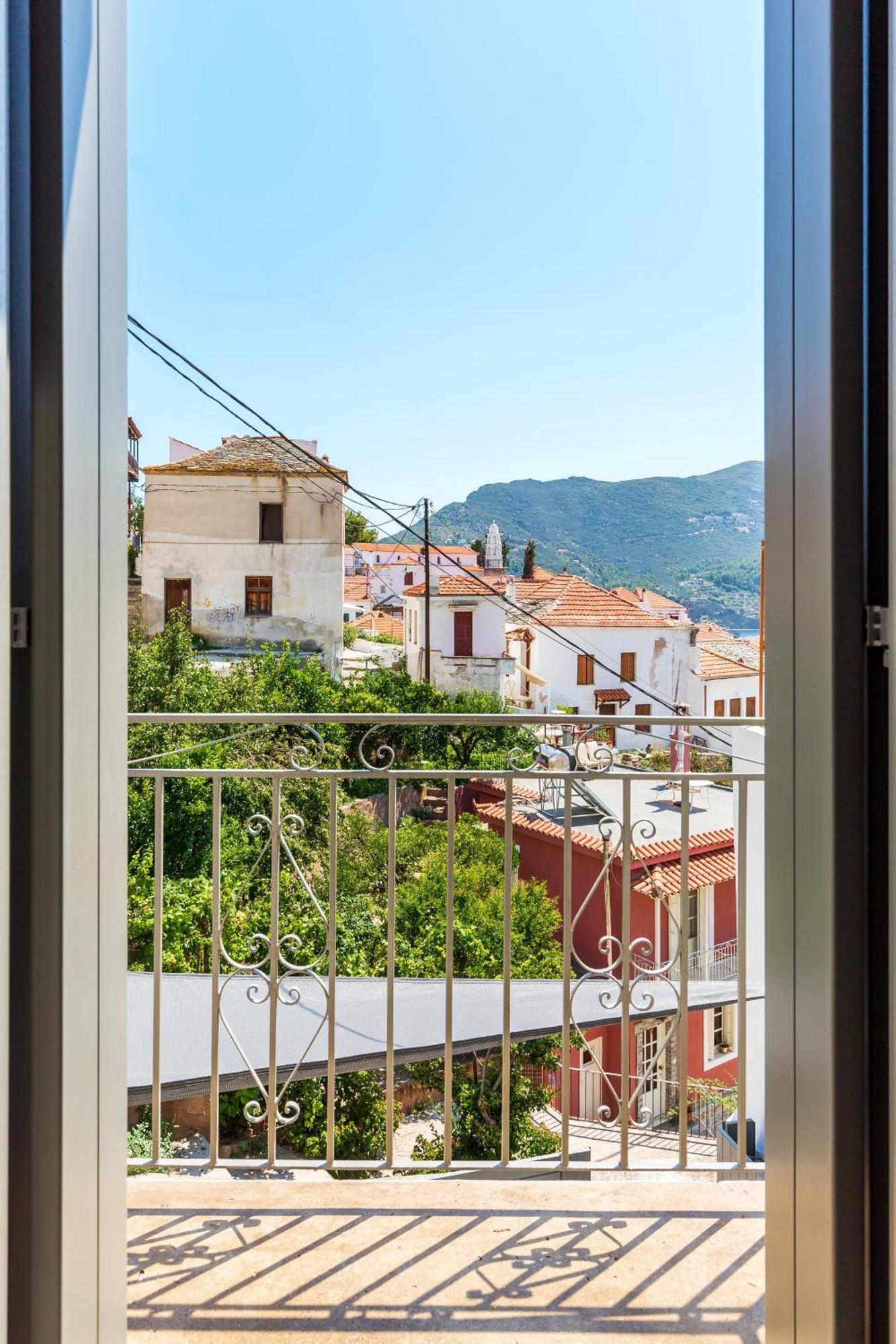 The Cute House * Skopelos Town